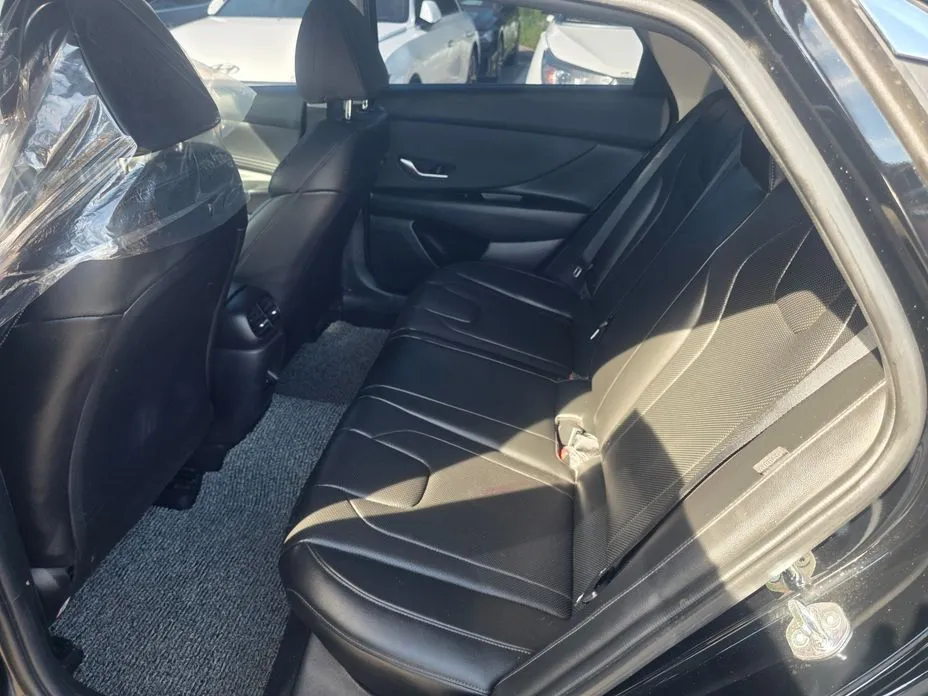 Hyundai AVANTE — фото 2