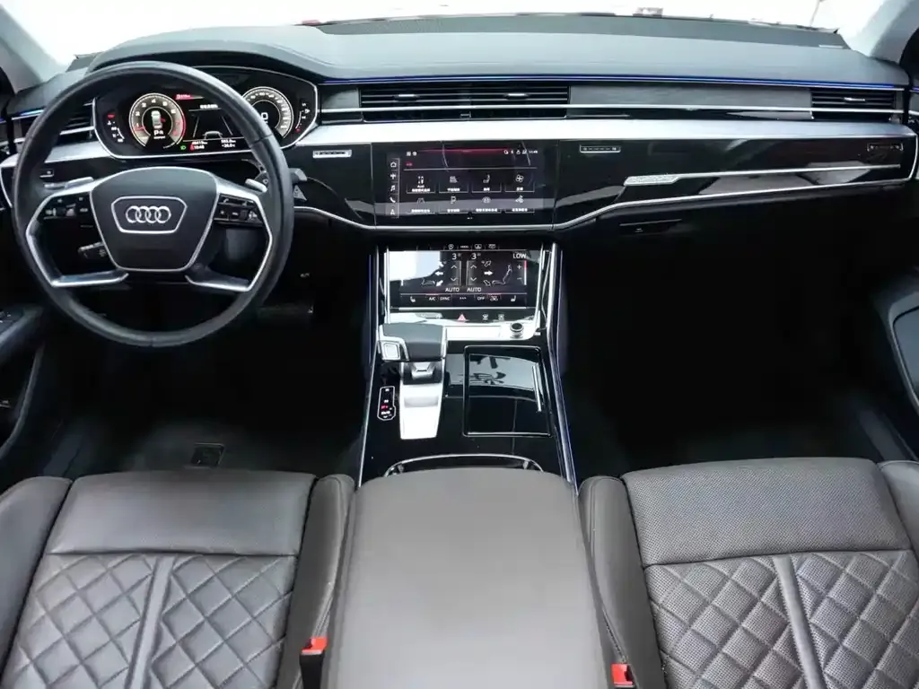 Audi A8 — фото 6
