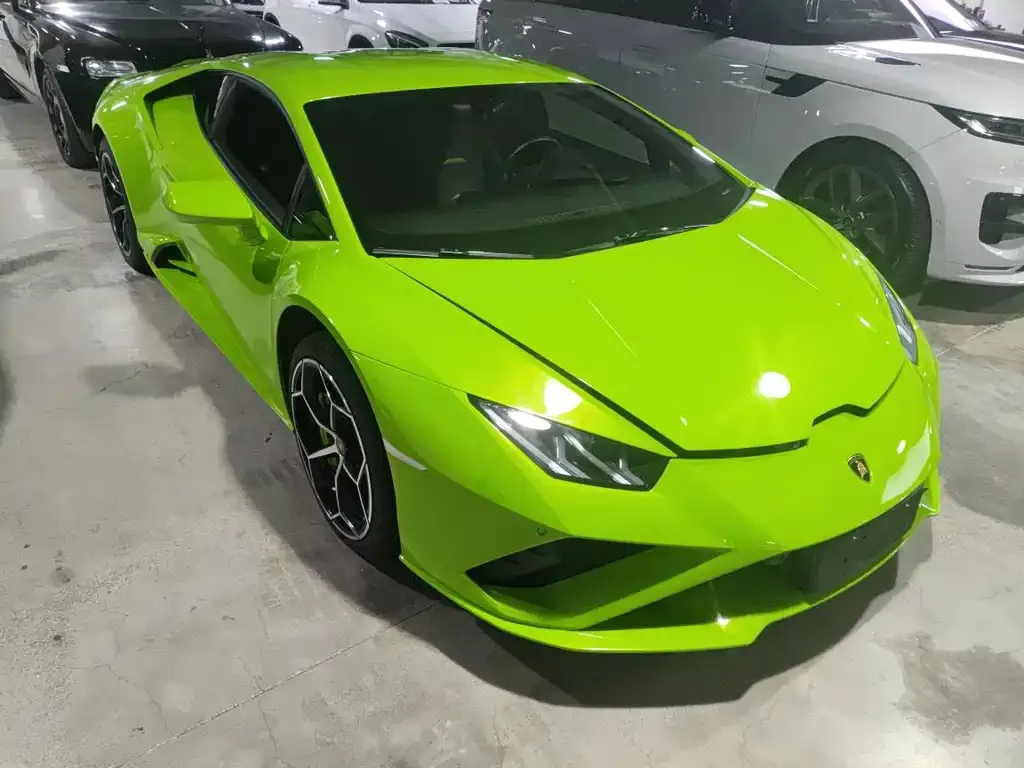Lamborghini Huracan — фото 1