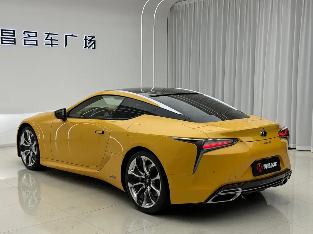 Lexus LC — фото 9