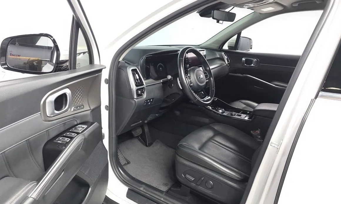 Kia Sorento — фото 8