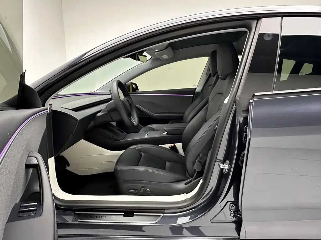 Tesla Model 3 — фото 3