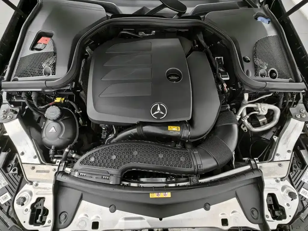 Mercedes-Benz E-Class — фото 8