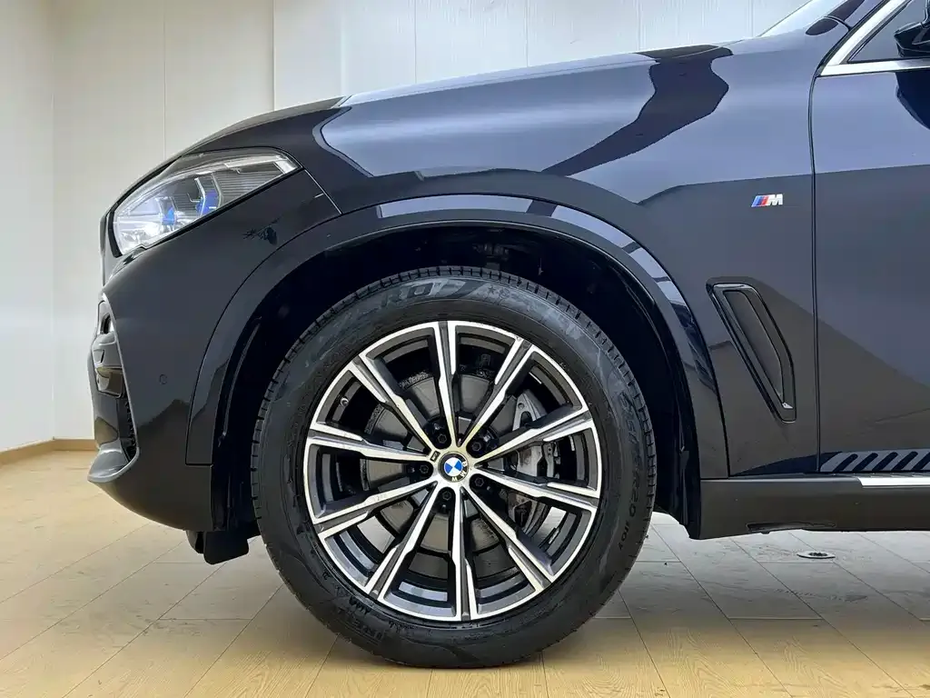 BMW X5 (Import) — фото 10