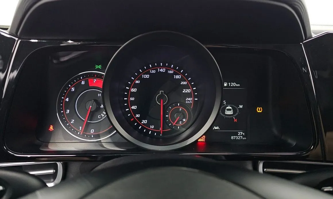Hyundai AVANTE — фото 9