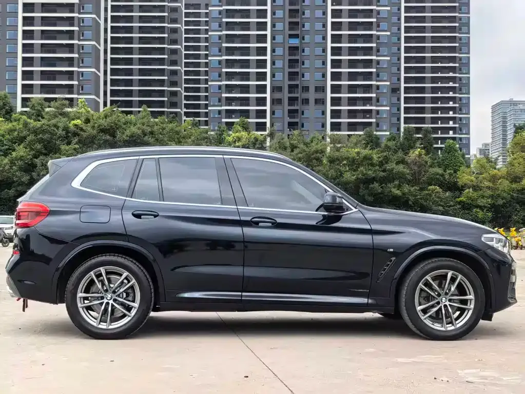 BMW X3 — фото 6