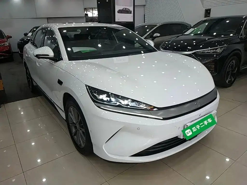 BYD Qin L — фото 4