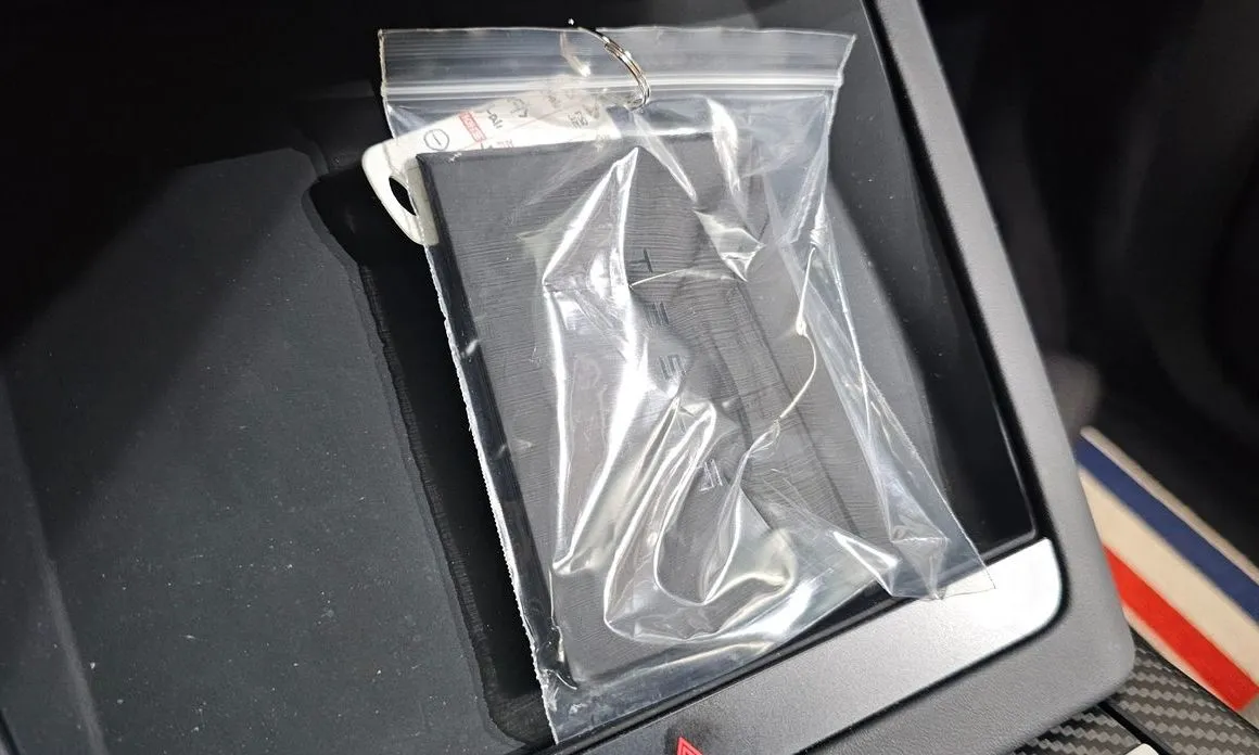 Tesla Model X — фото 10