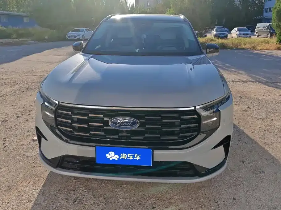 Ford Edge — фото 9