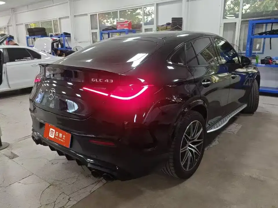 Mercedes-Benz GLC Coupe AMG — фото 7