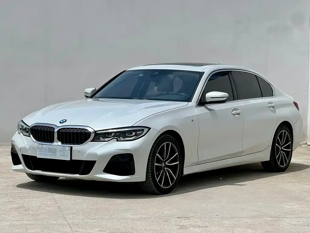 BMW 3 Series — фото 1