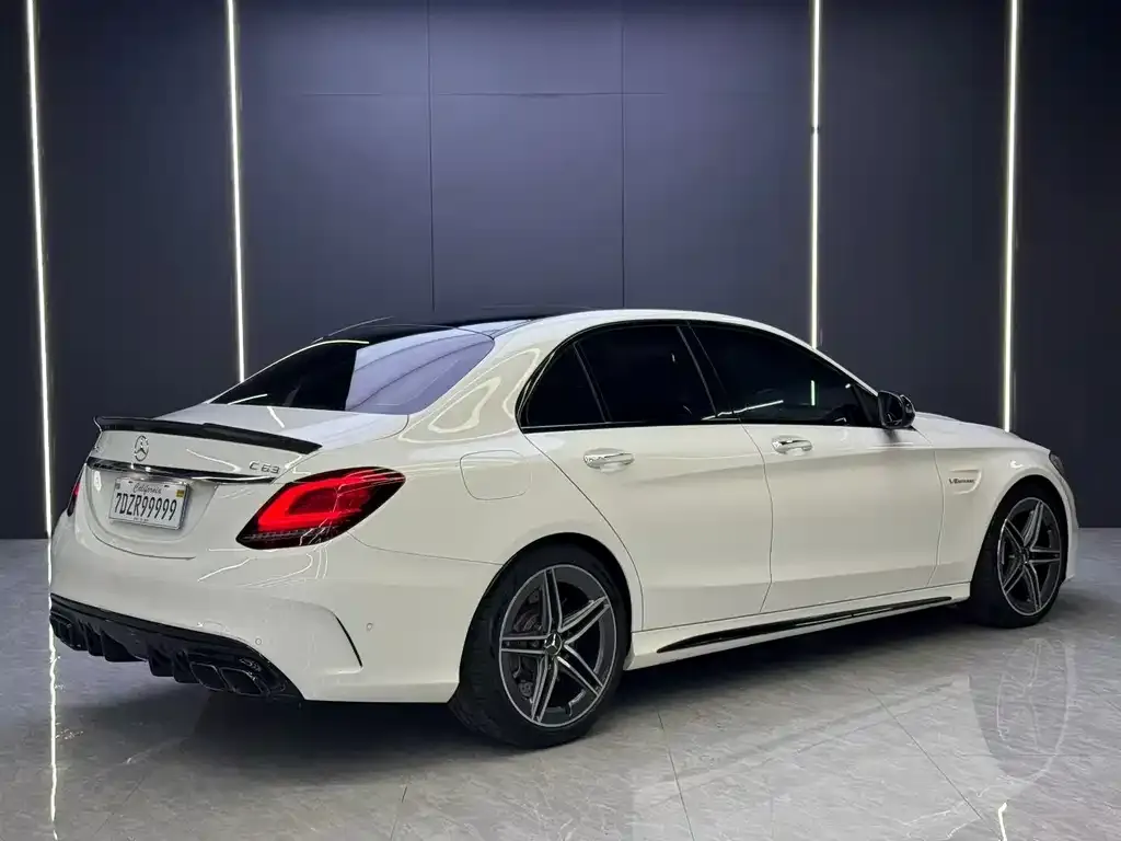 Mercedes-Benz C-Class AMG — фото 6