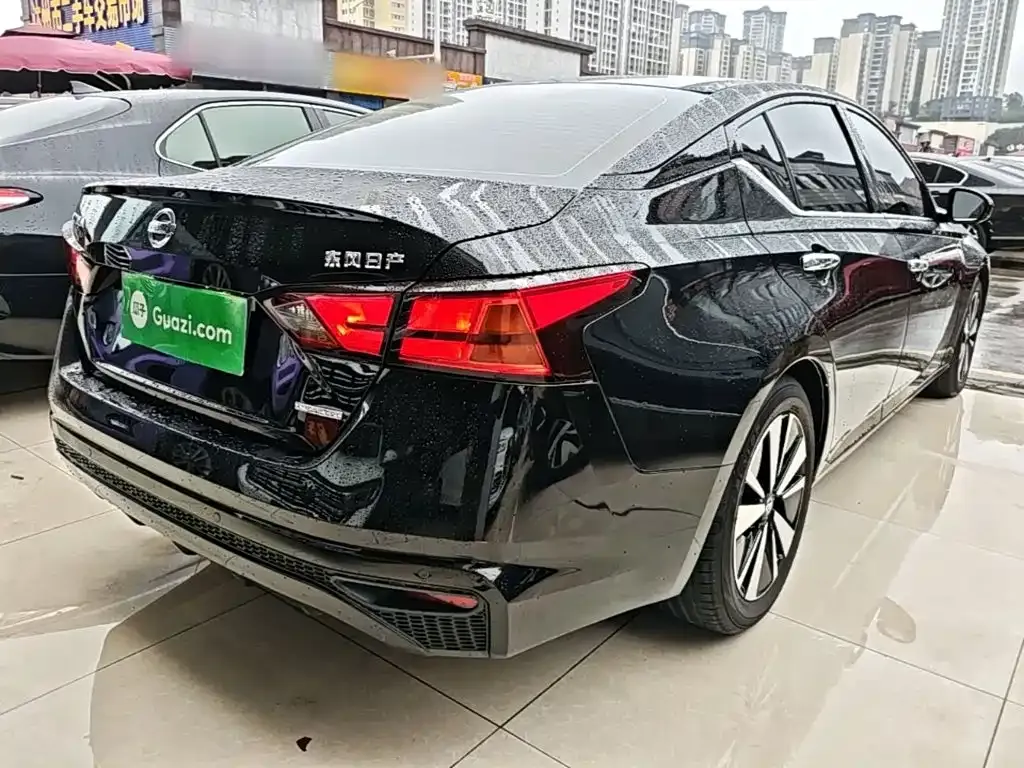 Nissan Teana — фото 2
