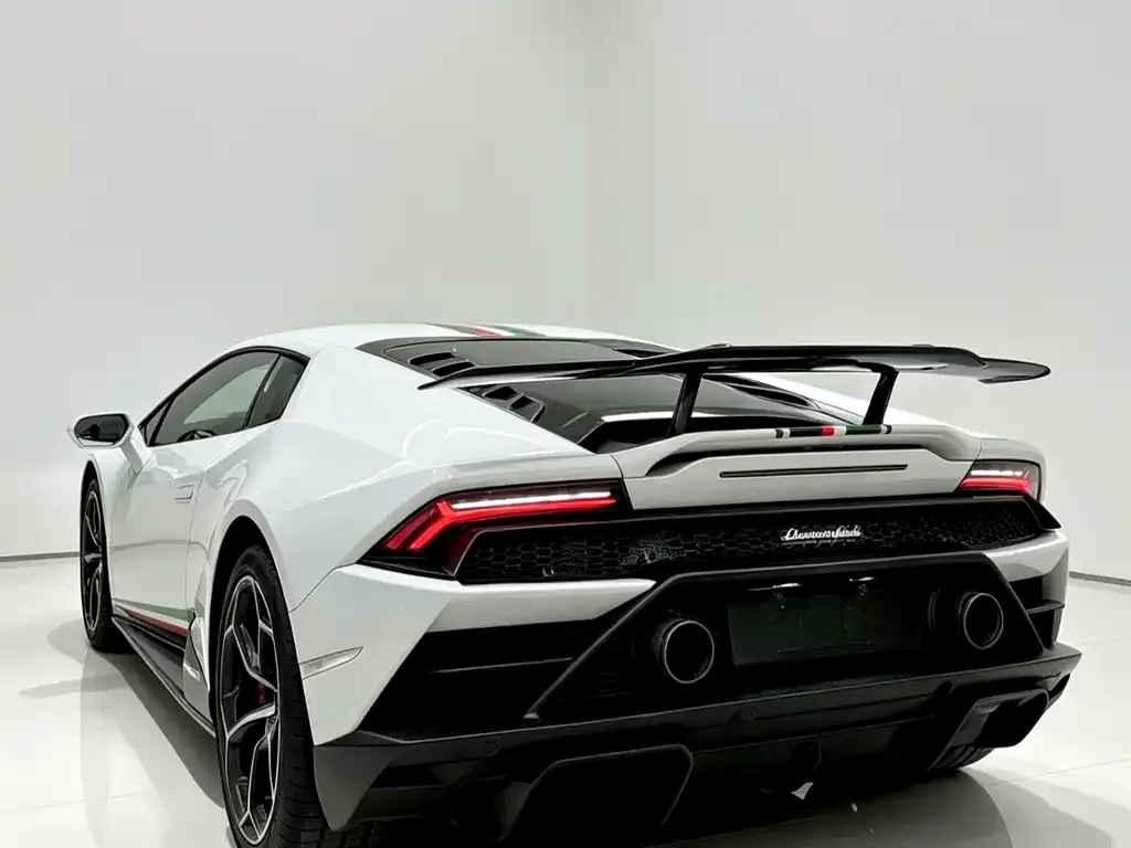 Lamborghini Huracan — фото 10