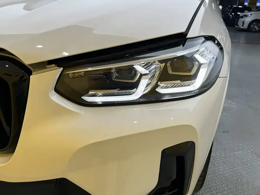 BMW X3 — фото 9