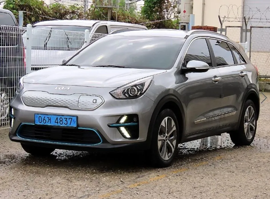 Kia Niro — фото 1