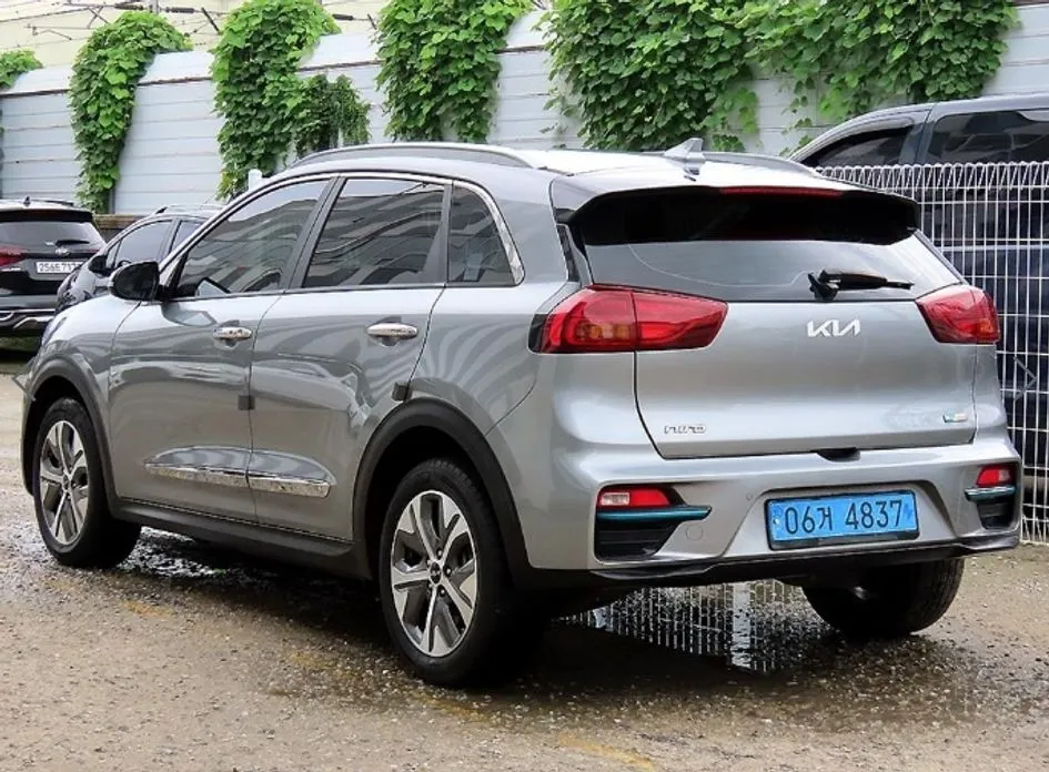 Kia Niro — фото 8