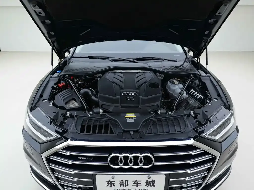 Audi A8 — фото 8