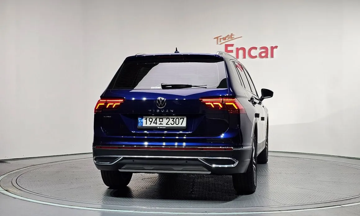 Volkswagen Tiguan — фото 3