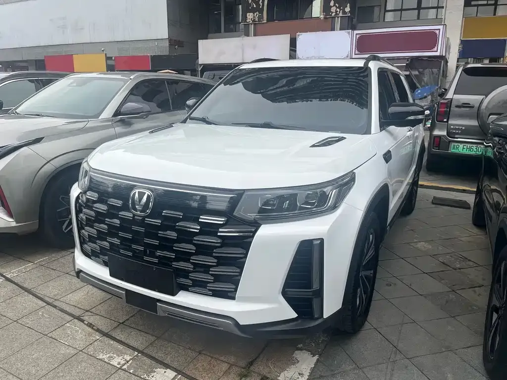 Changan CS95 — фото 1