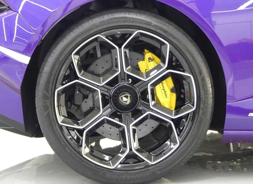 Lamborghini Huracan — фото 9