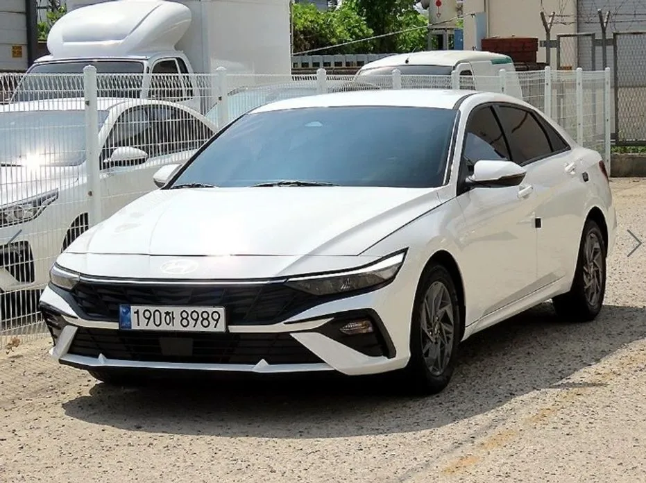 Hyundai AVANTE — фото 9