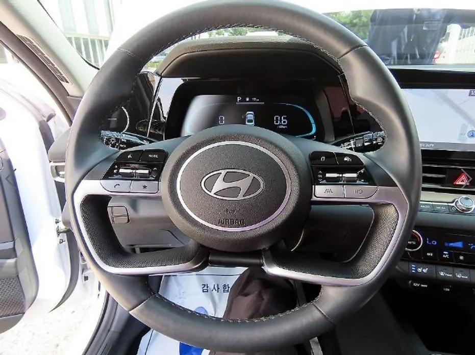 Hyundai AVANTE — фото 7