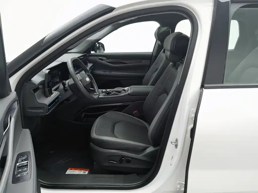 Ford Edge — фото 10