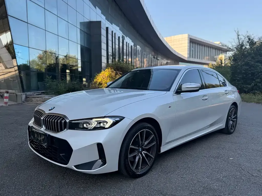 BMW 3 Series — фото 1