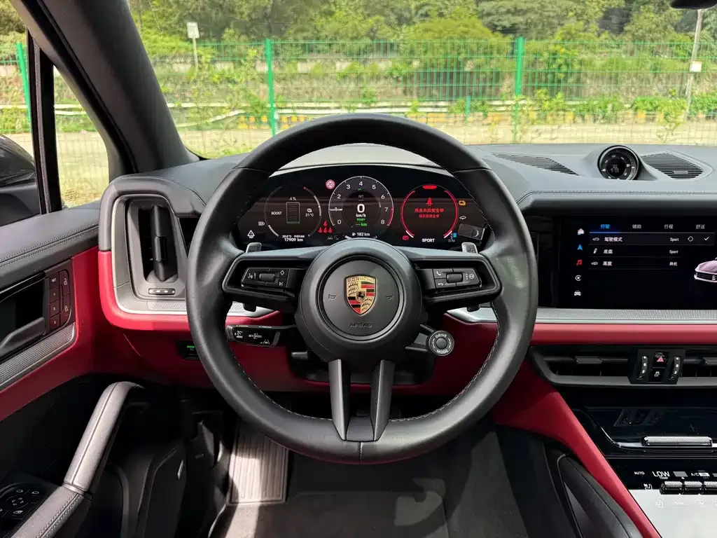 Porsche Cayenne Hybrid — фото 6