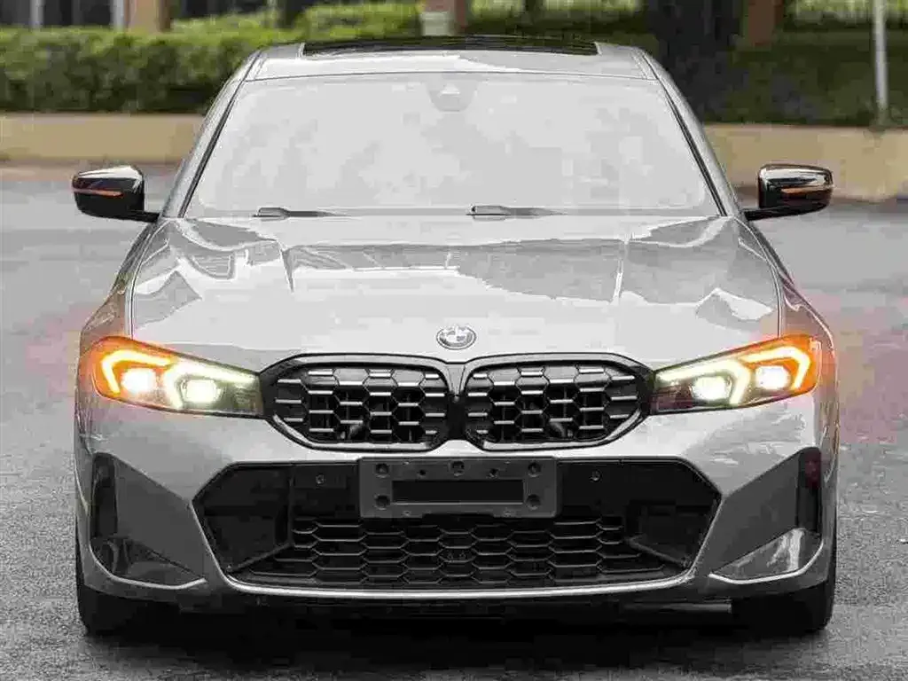BMW 3 Series — фото 1