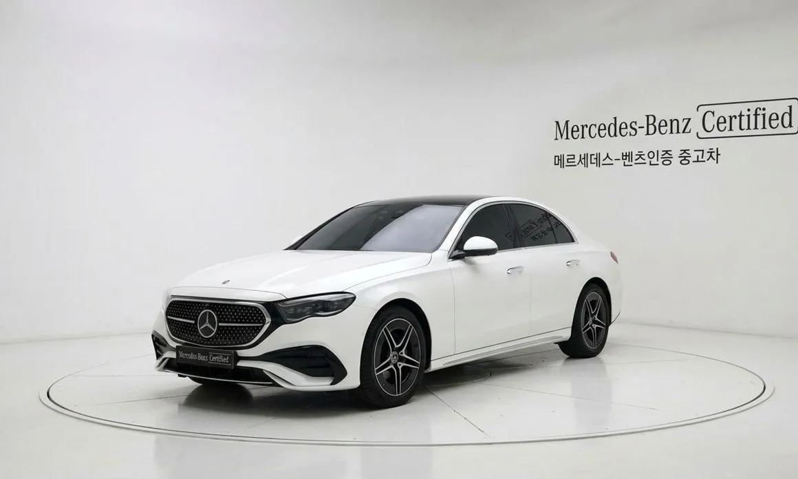 Mercedes-Benz E-Class — фото 1