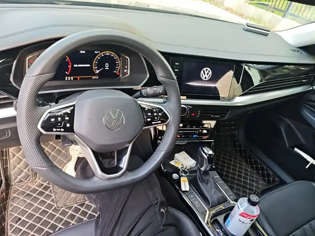 Volkswagen Passat — фото 10