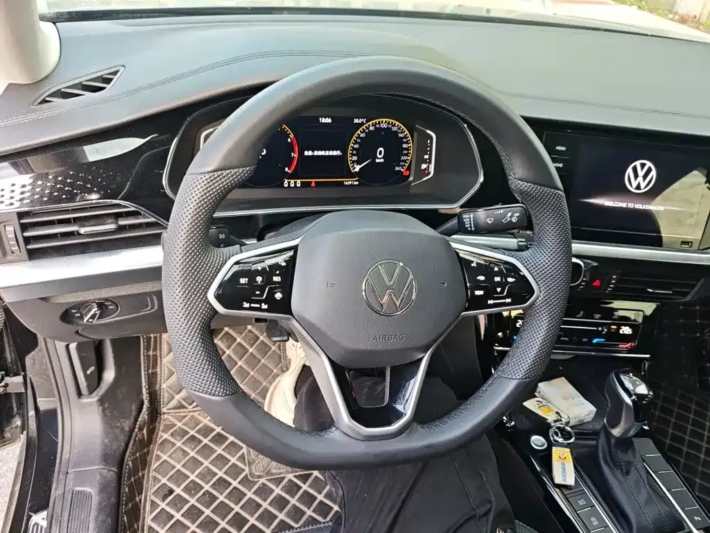 Volkswagen Passat — фото 5