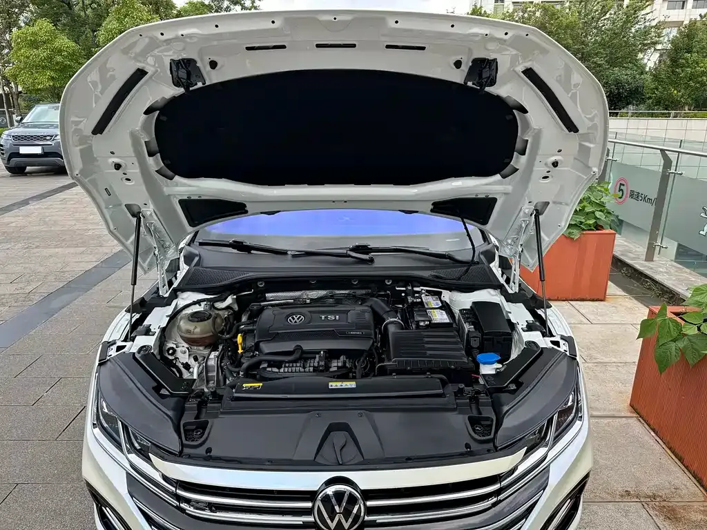 Volkswagen CC — фото 3