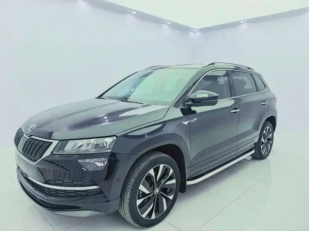 Skoda Karoq — фото 1