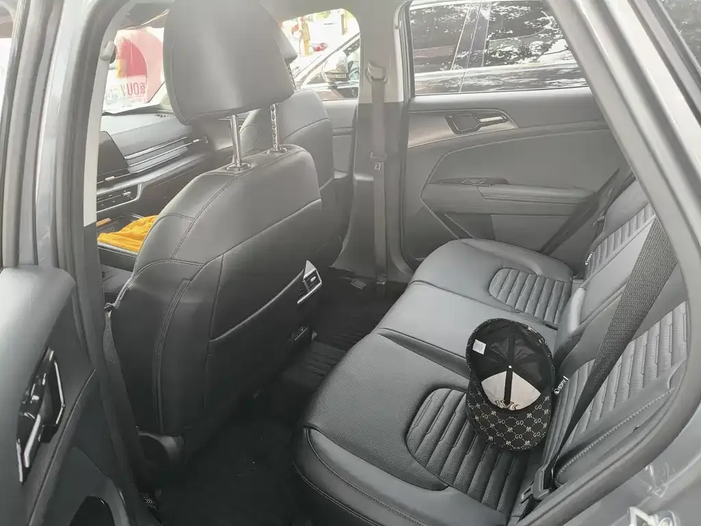 Kia Sportage — фото 6