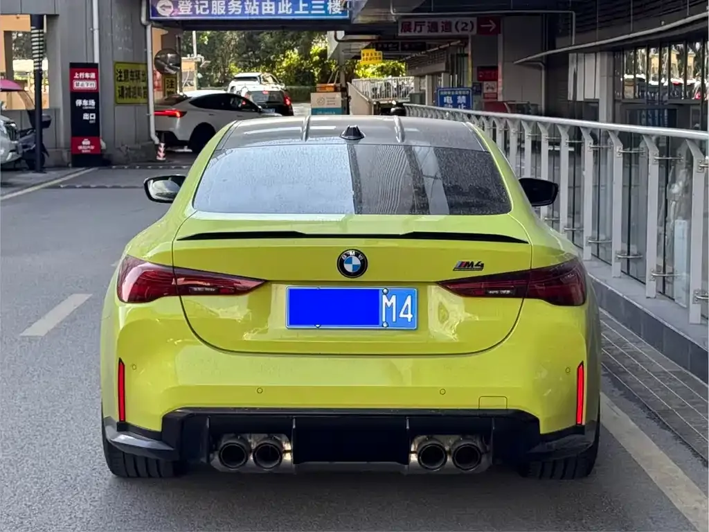 BMW M4 — фото 4