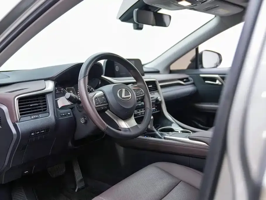 Lexus RX — фото 2