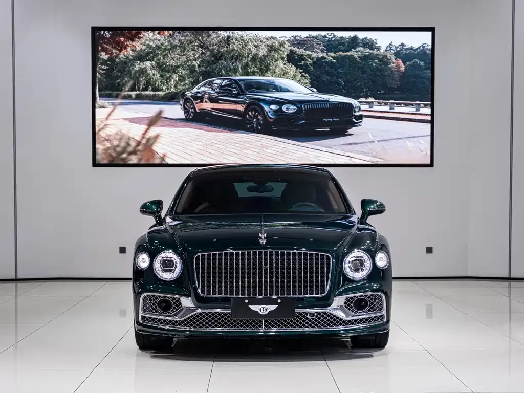 Bentley Flying Spur — фото 4