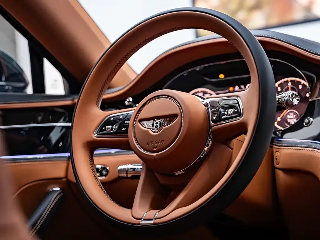 Bentley Flying Spur — фото 2