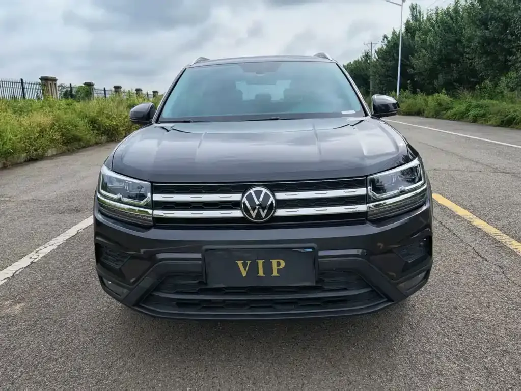 Volkswagen Tharu — фото 1