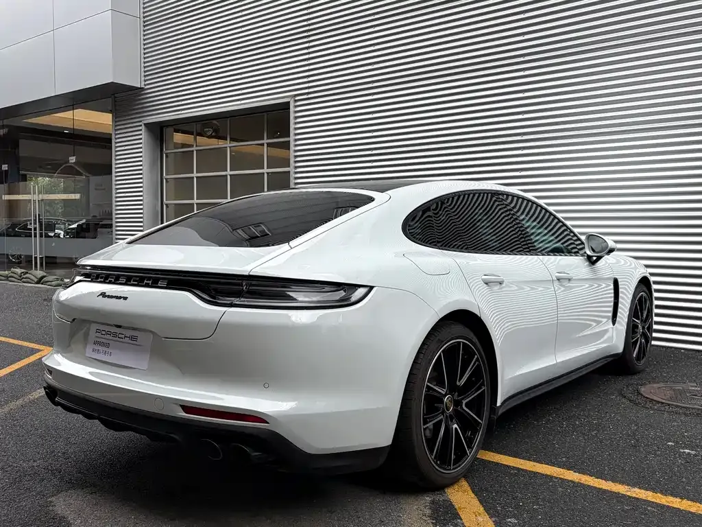 Porsche Panamera — фото 9