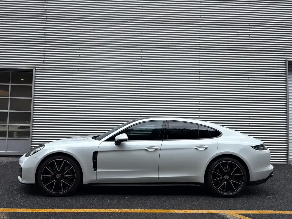 Porsche Panamera — фото 5