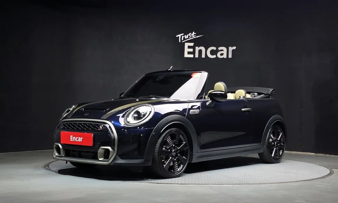 Mini Cooper Convertible — фото 1