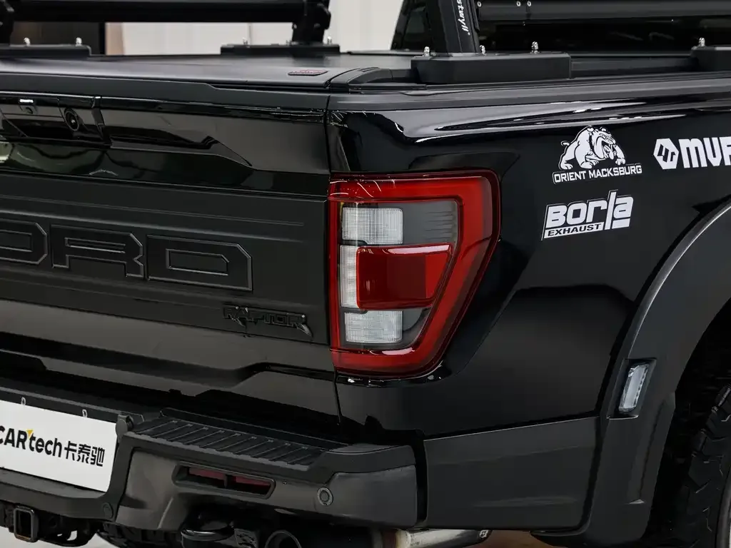 Ford F-150 Raptor — фото 6