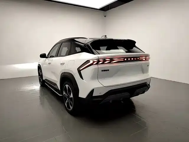 Geely Galaxy L7 — фото 2