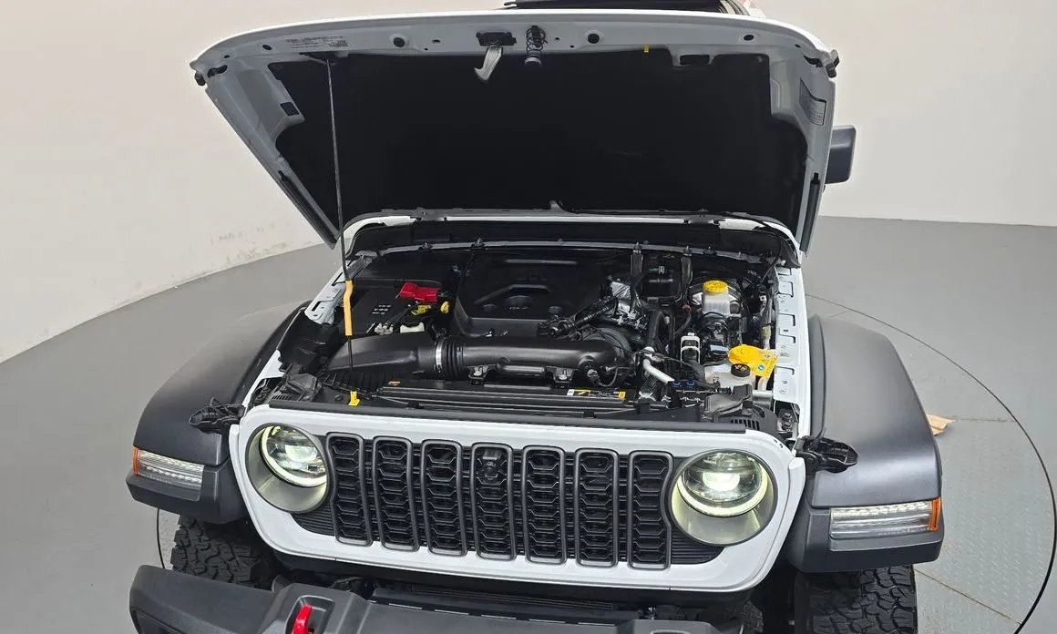 Jeep Wrangler — фото 10