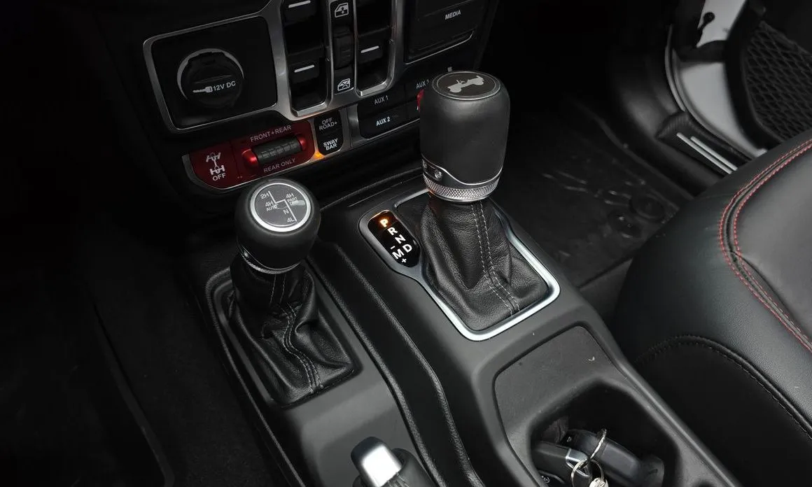 Jeep Wrangler — фото 3