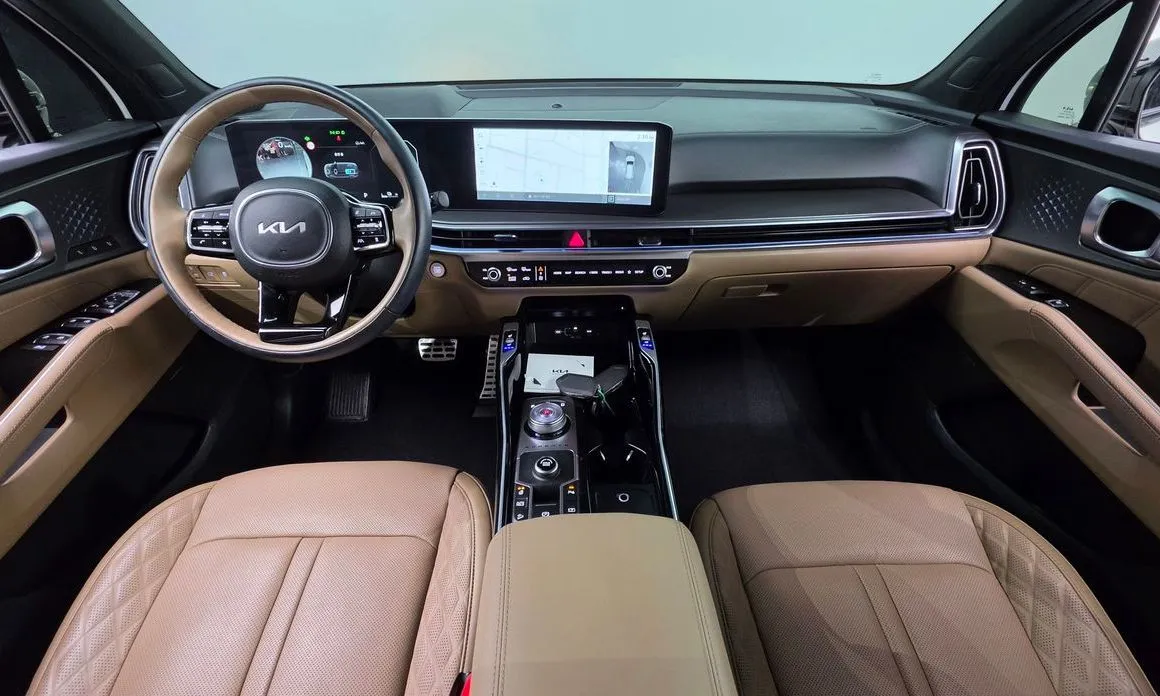 Kia Sorento — фото 8